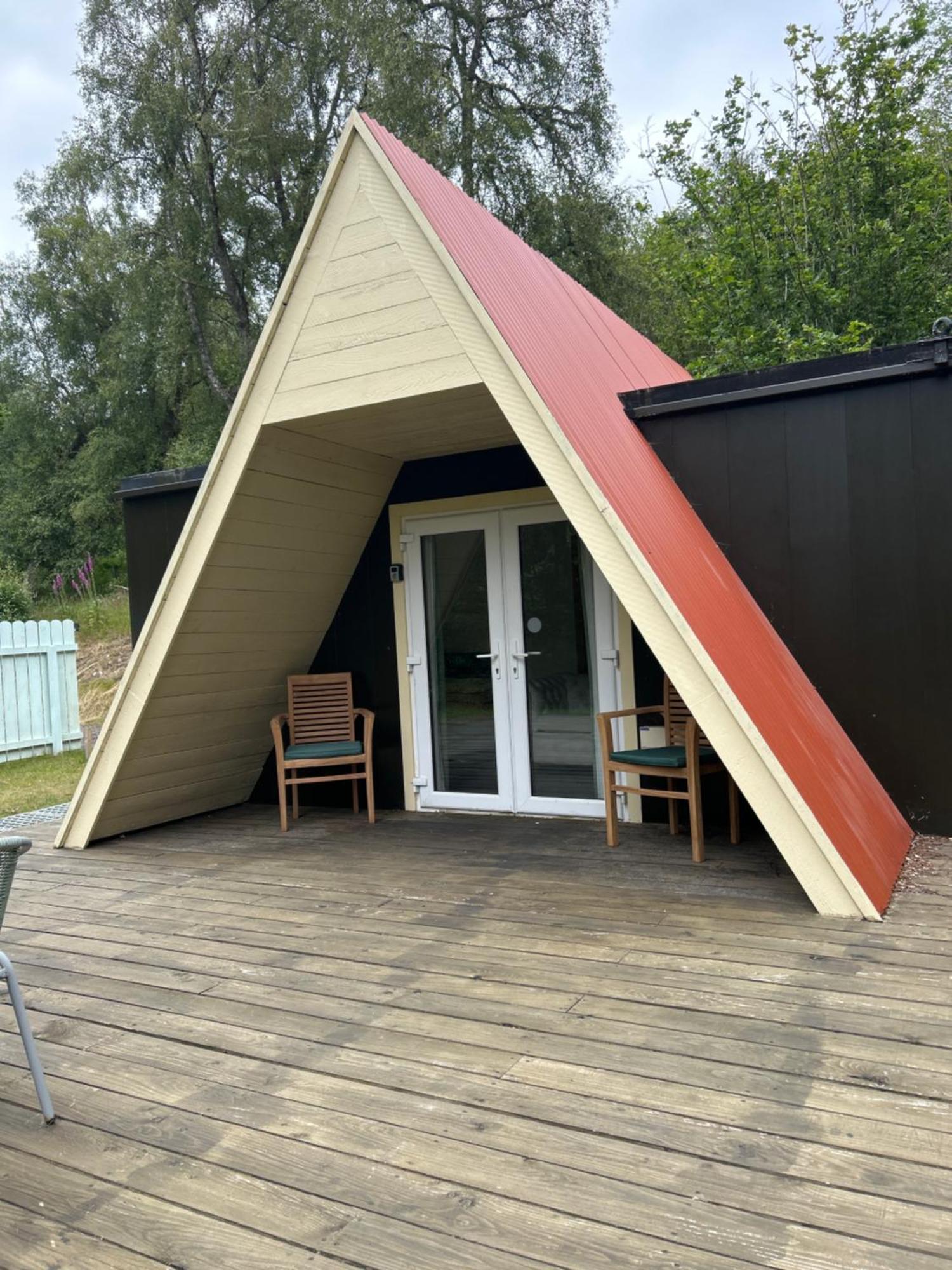 1Lochness Glam Lodges Inverness Eksteriør billede